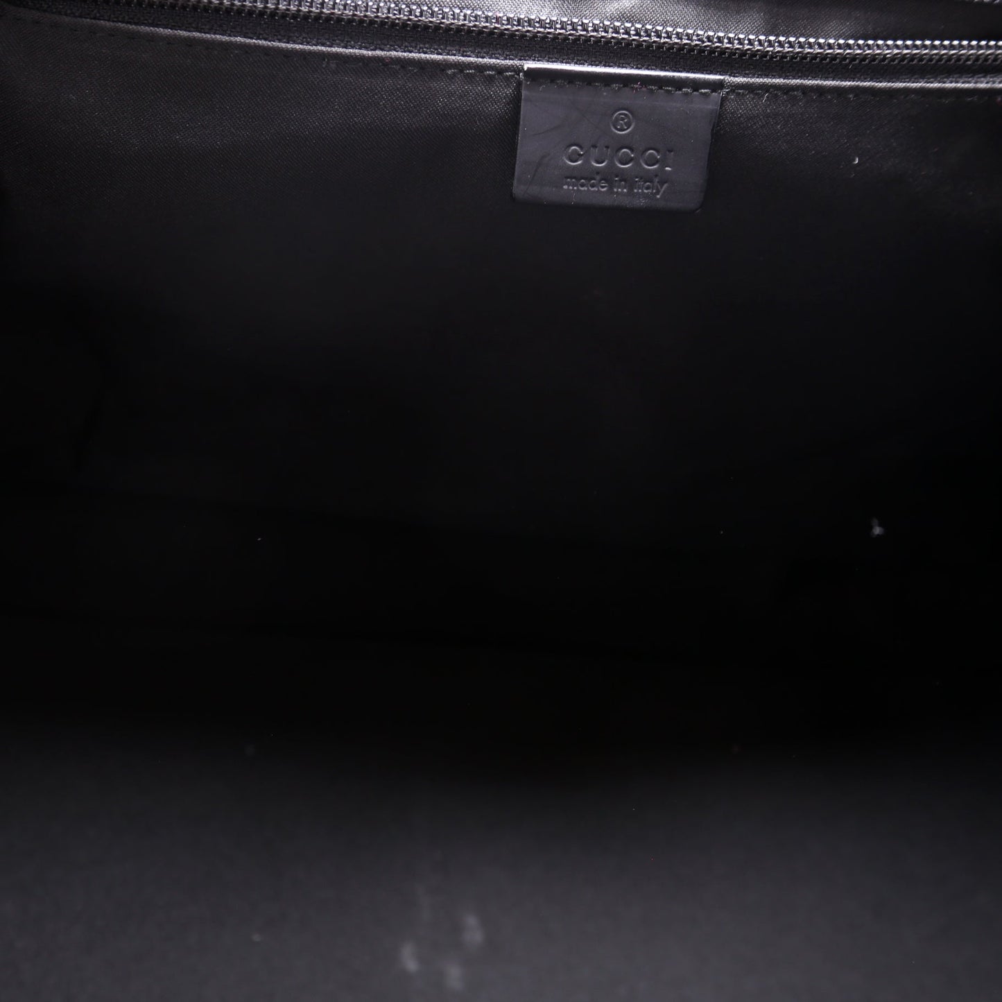 012.0383 GG Nylon Duffle