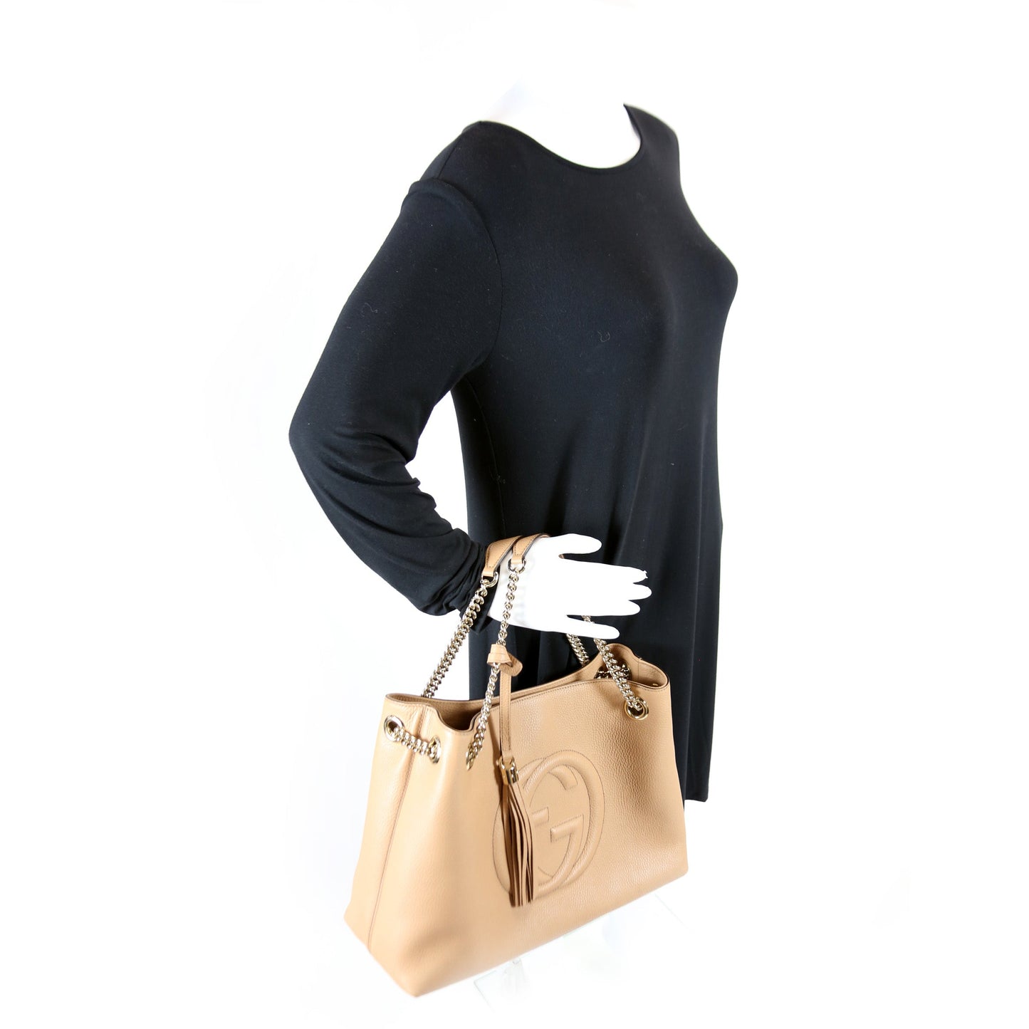 308982 Soho Leather Shoulder Medium