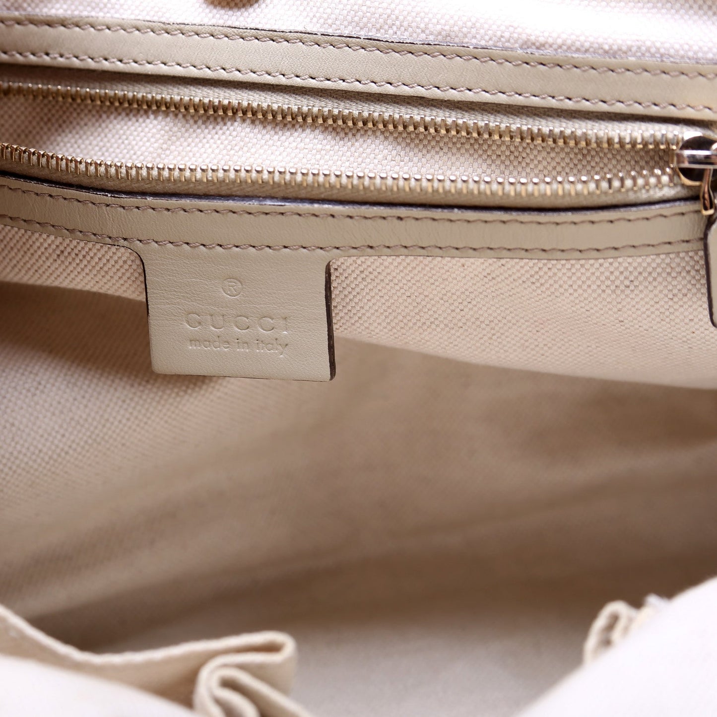 269956 GG Canvas Heart Bit Charm Tote