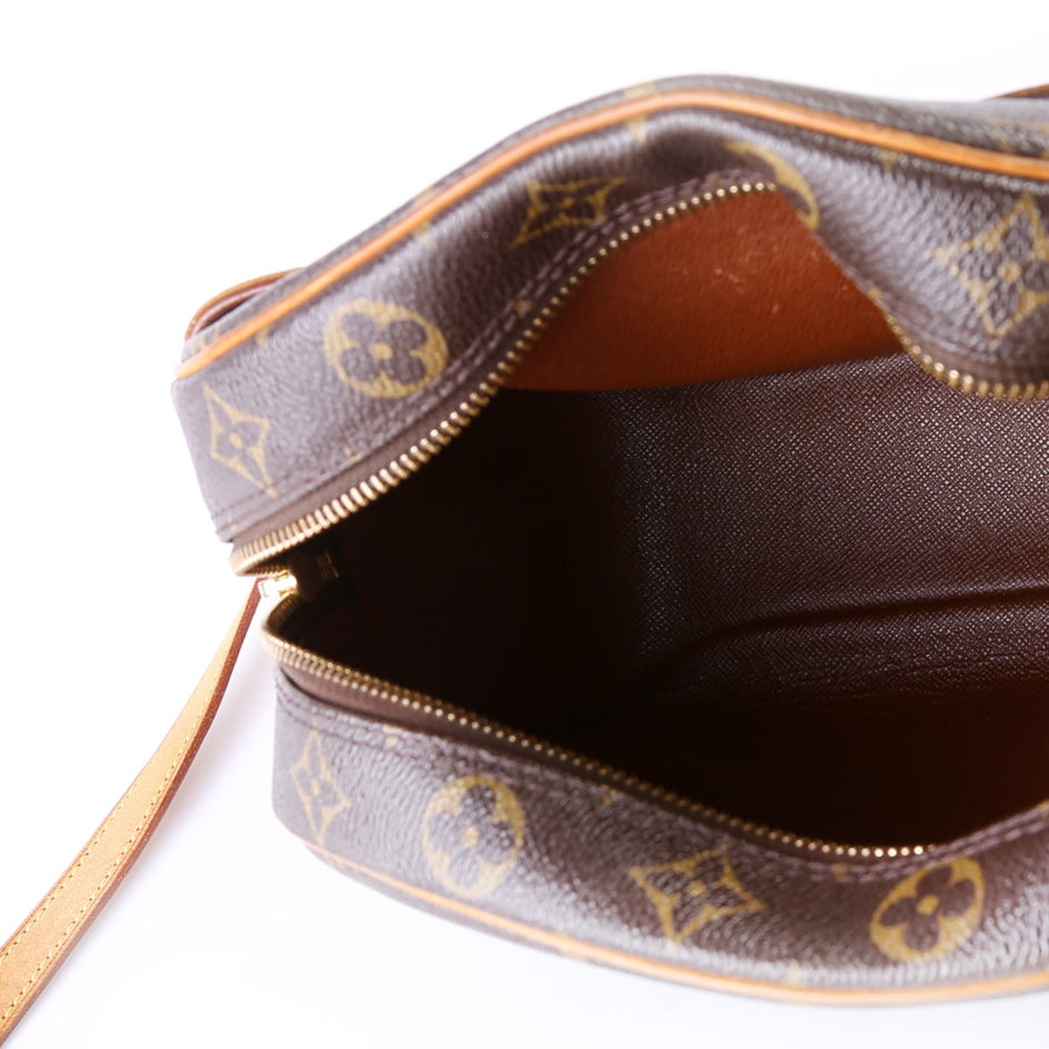 Blois Crossbody Monogram
