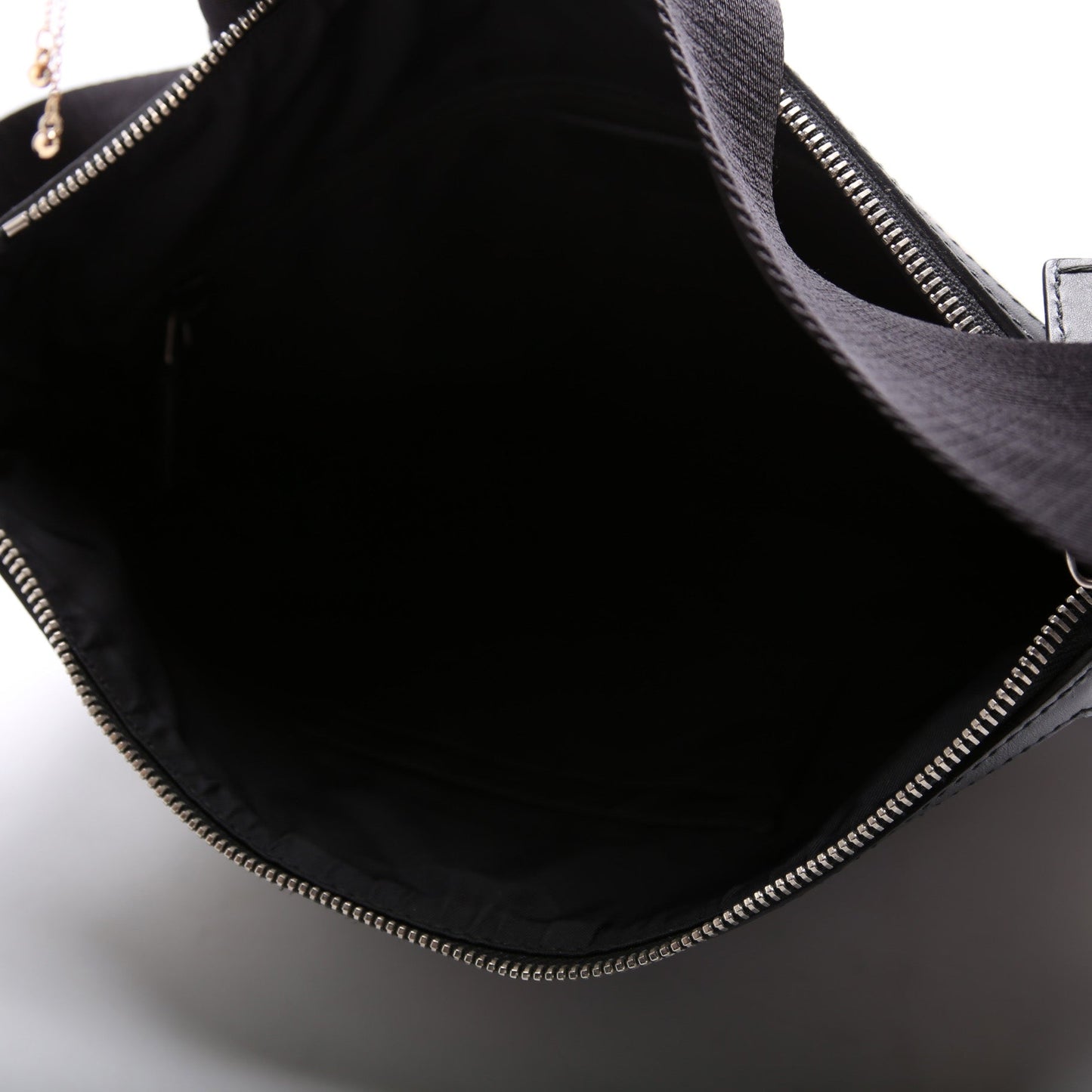 387111 GG Supreme Web Messenger