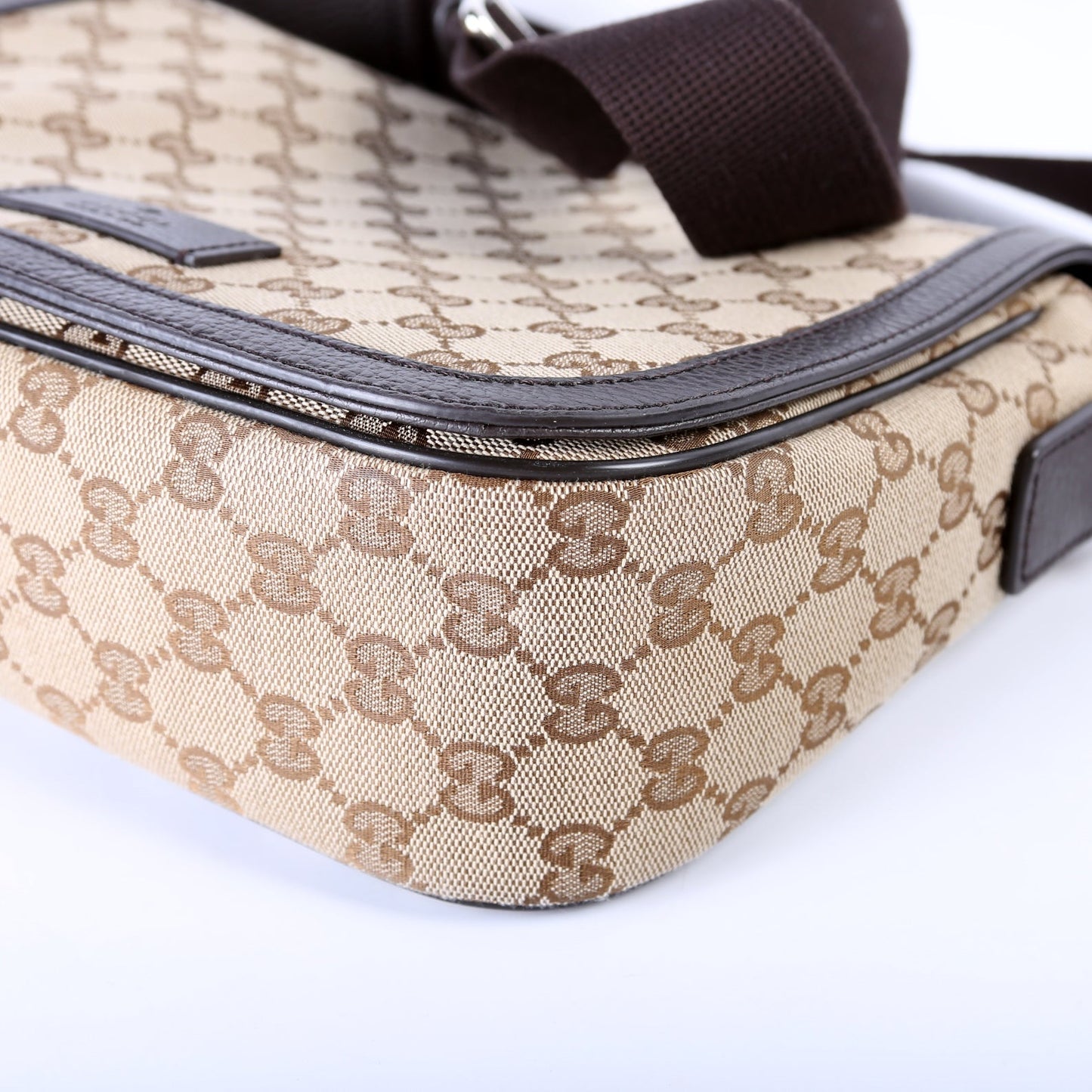 449172 GG Canvas Messenger