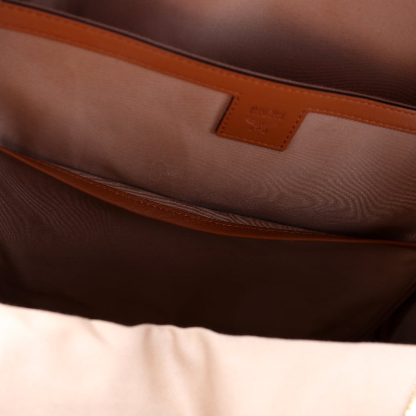 Stark Backpack Medium Cognac