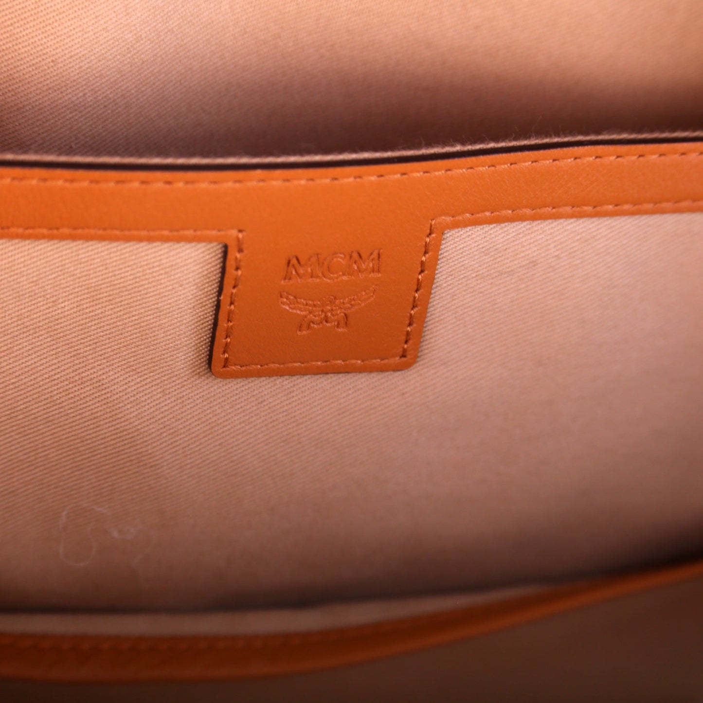 Stark Backpack Medium Cognac