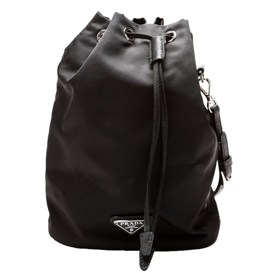 1NE369 Re-Nylon Drawstring Pouch Black