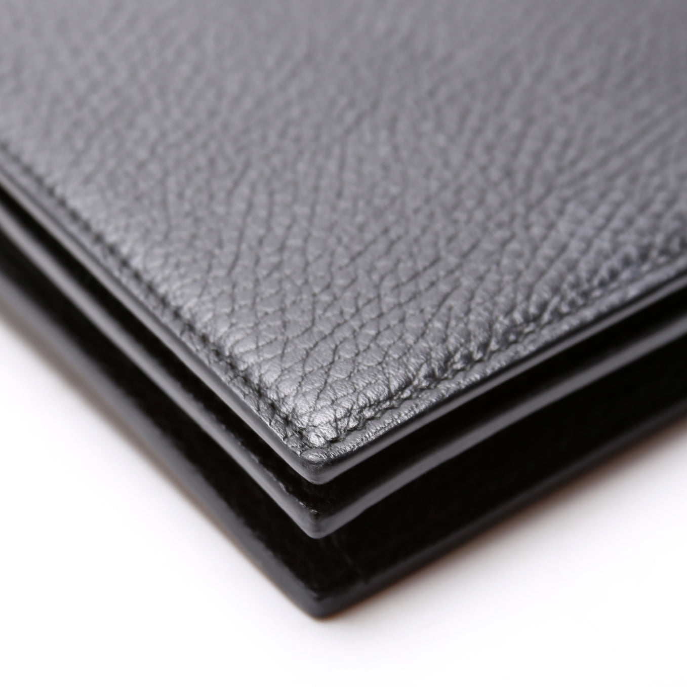 466506 Interlocking GG Chain Wallet Black