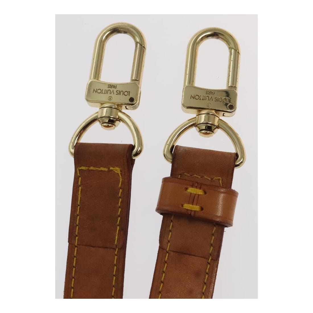 Louis Vuitton Shoulder Strap Beige Leather Bag Jewelry