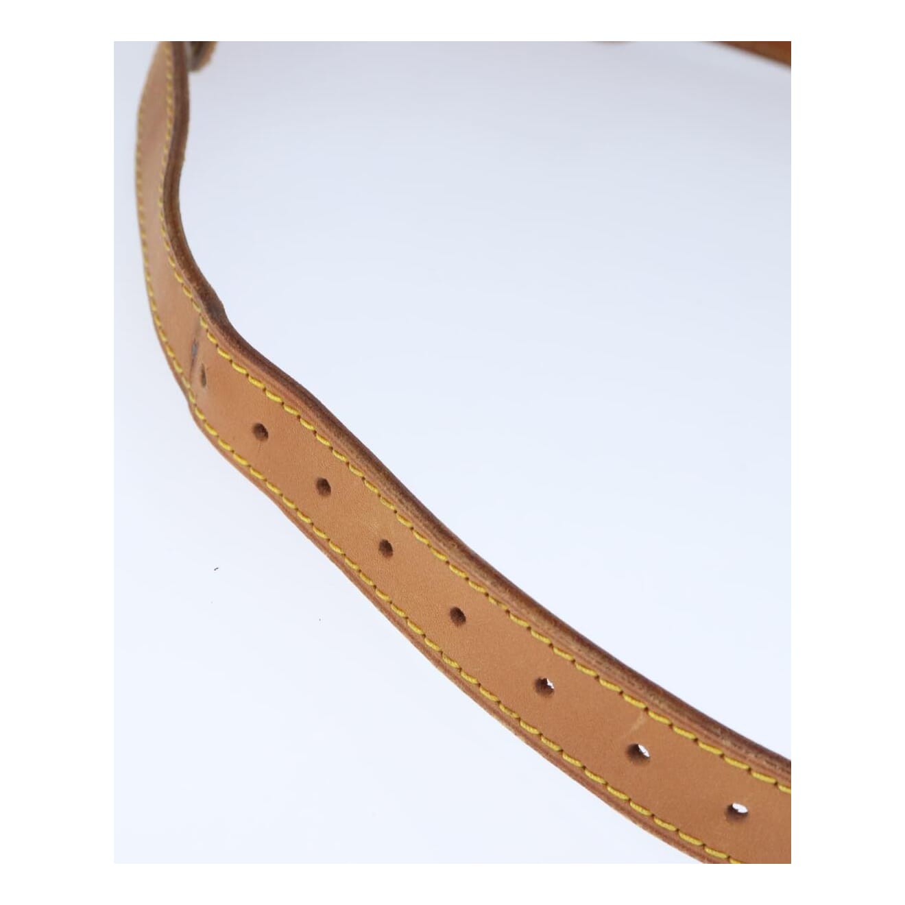 Louis Vuitton Shoulder Strap Beige Leather Bag Jewelry