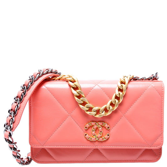 Chanel 19 WOC Quilted Lambskin 30M Pink
