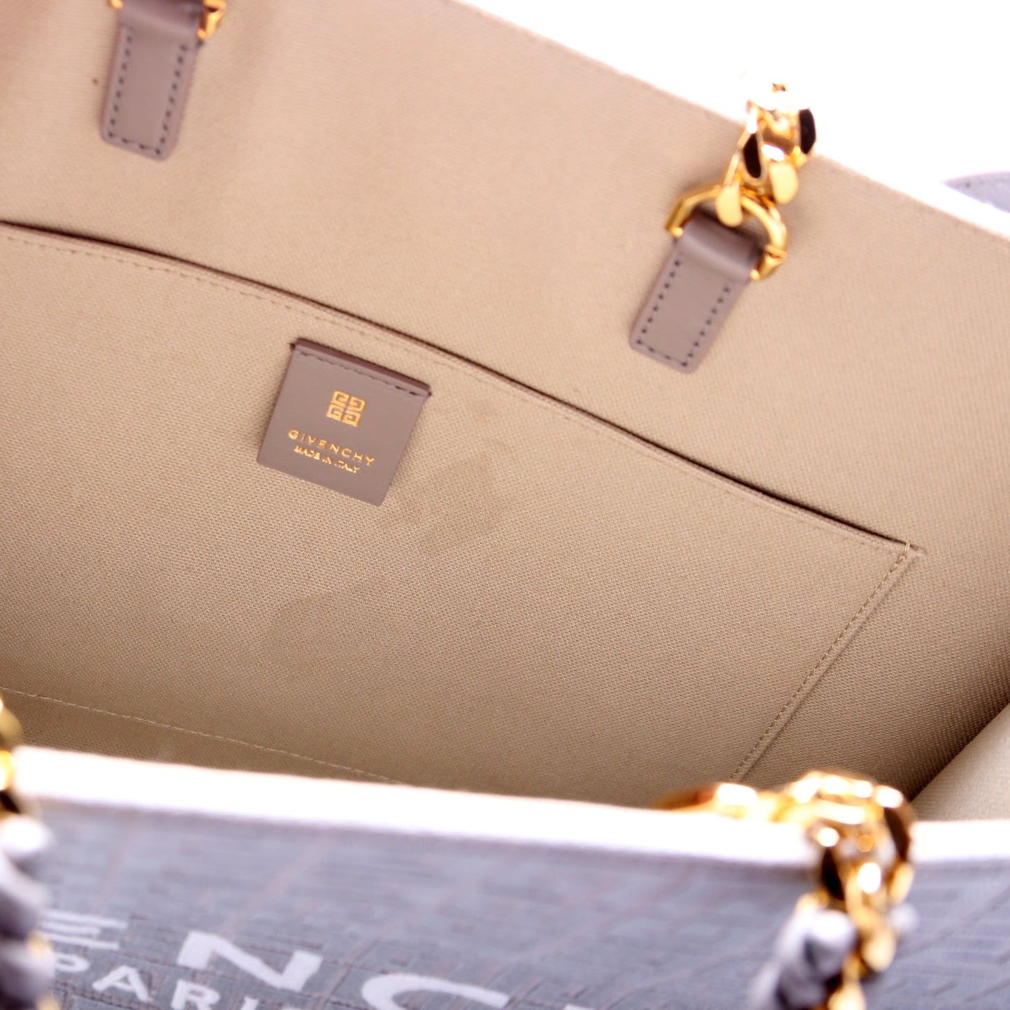 4-G Jacquard Medium Tote Grey