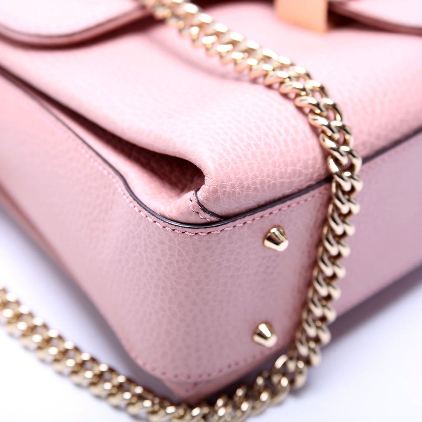 510302 Medium Interlocking Satchel Pink