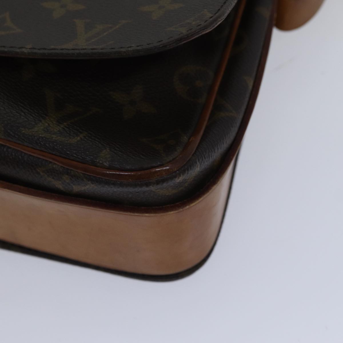 Louis Vuitton Cartouchière 26 Brown Canvas Shoulder Bag
