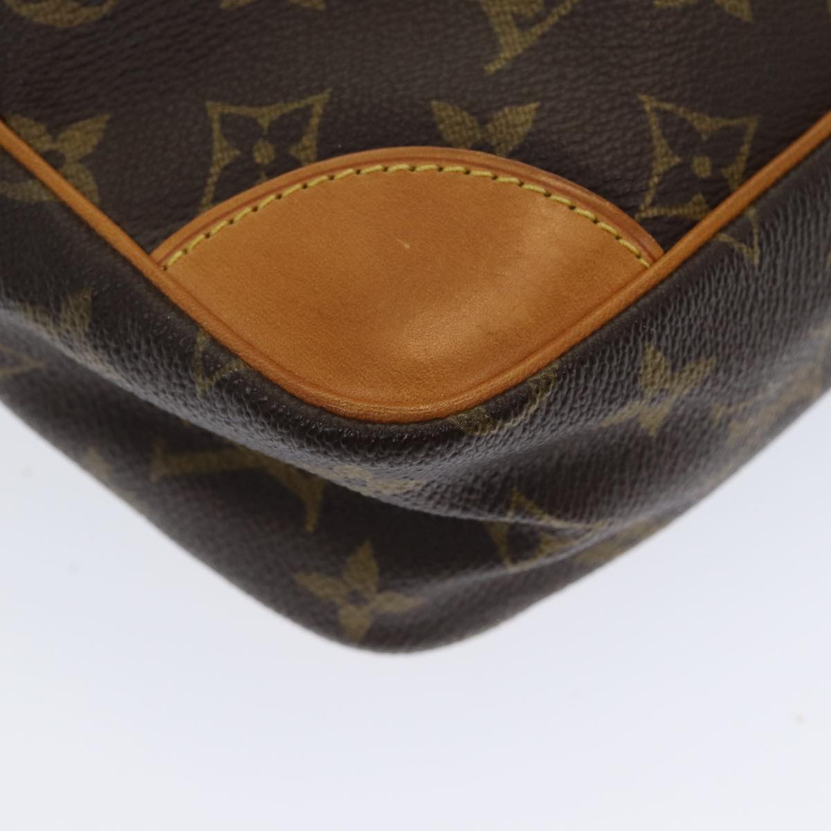 Louis Vuitton Compiegne 28 Brown Canvas Clutch Bag