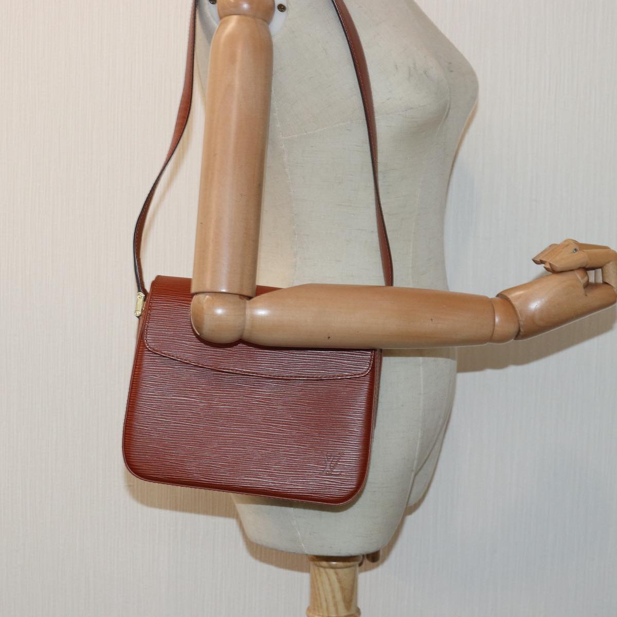 Louis Vuitton Buci Brown Leather Shoulder Bag