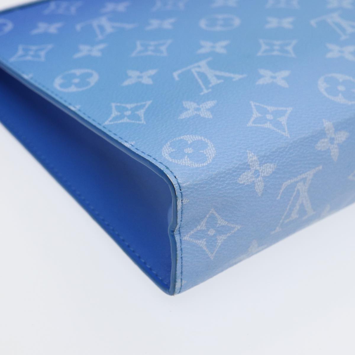 Louis Vuitton Pochette Voyage Blue Cloth Clutch Bag