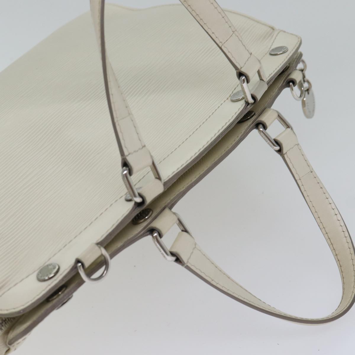 Louis Vuitton Blair White Leather Handbag