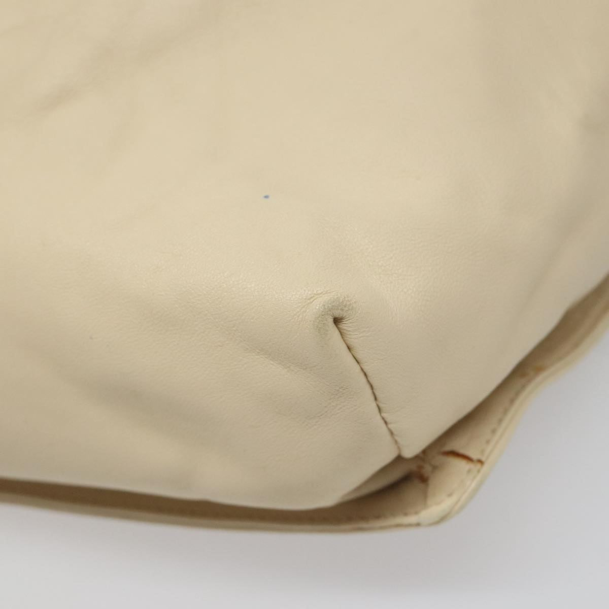 Gucci Drawstring Beige Leather Shoulder Bag