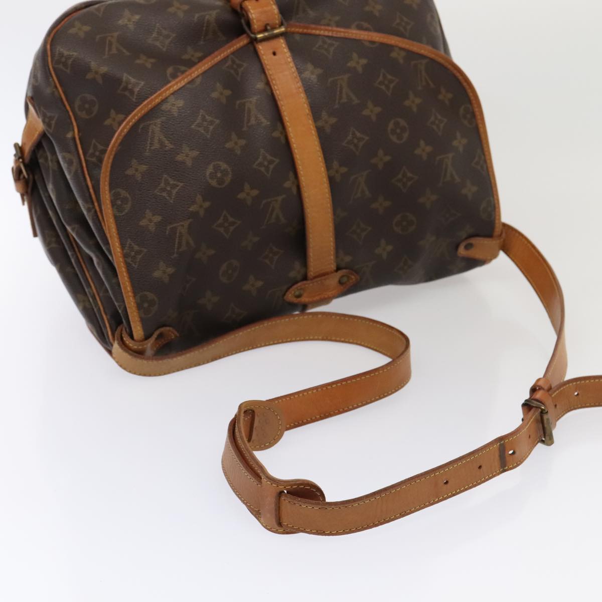 Louis Vuitton Saumur 35 Brown Canvas Shoulder Bag