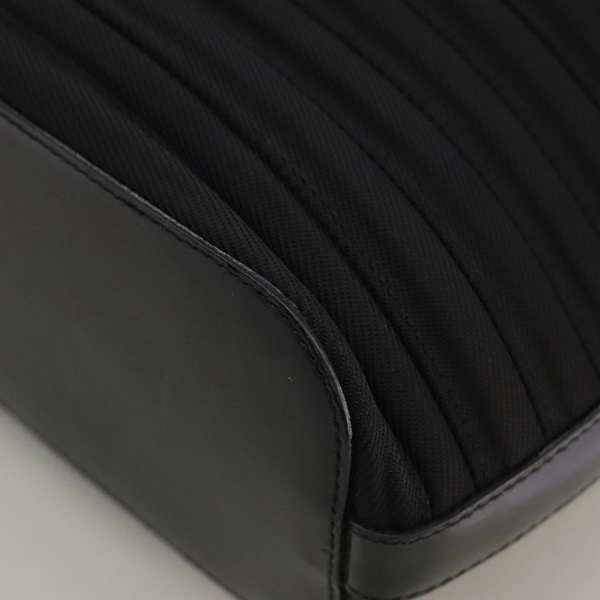 Gucci Bamboo Black Synthetic Handbag