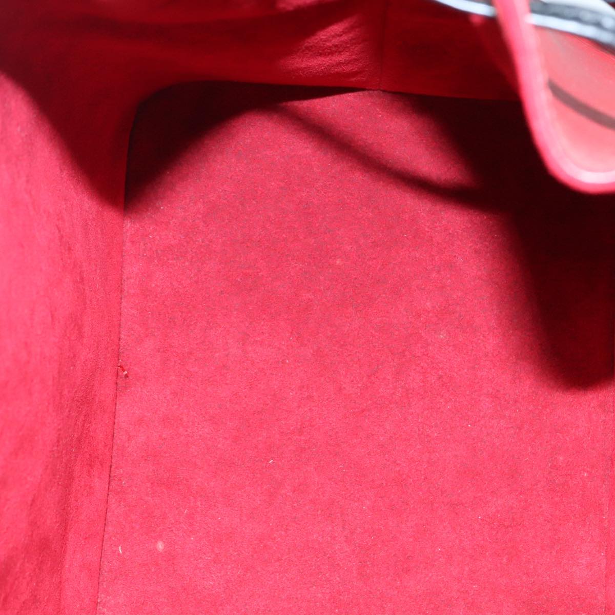 Louis Vuitton Noe Red Leather Shoulder Bag