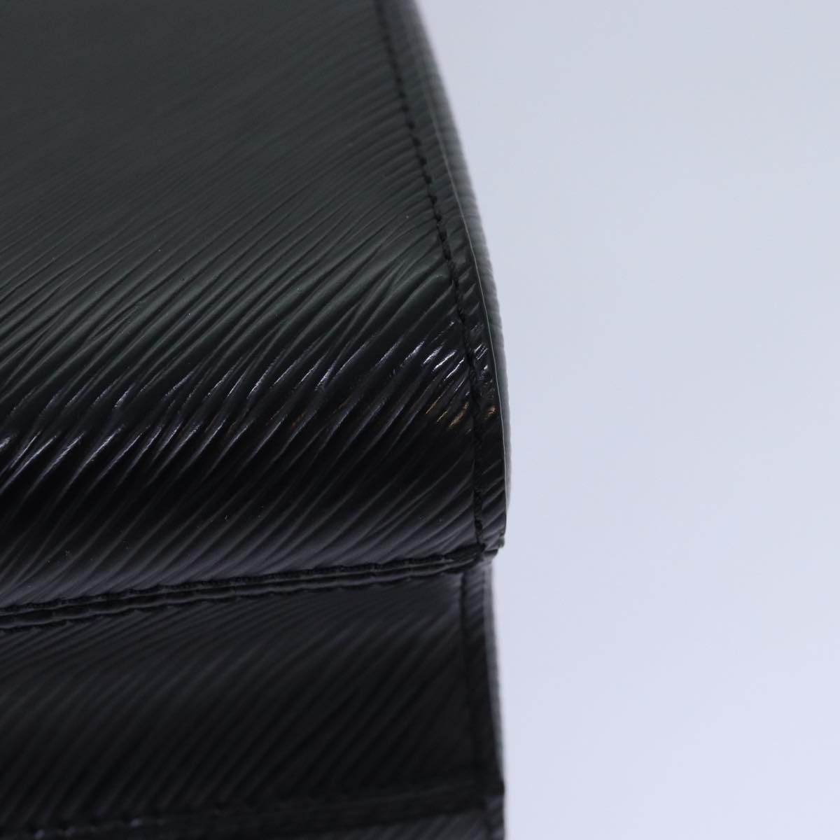 Louis Vuitton Twist Black Leather Shoulder Bag