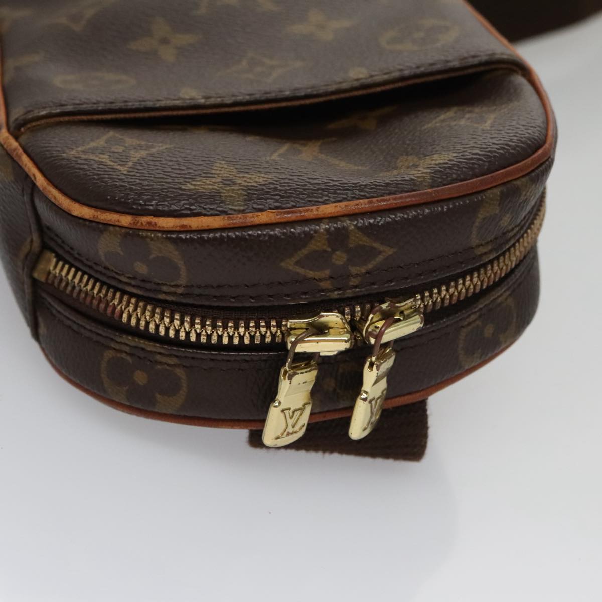 Louis Vuitton Pochette Gange Brown Canvas Shoulder Bag