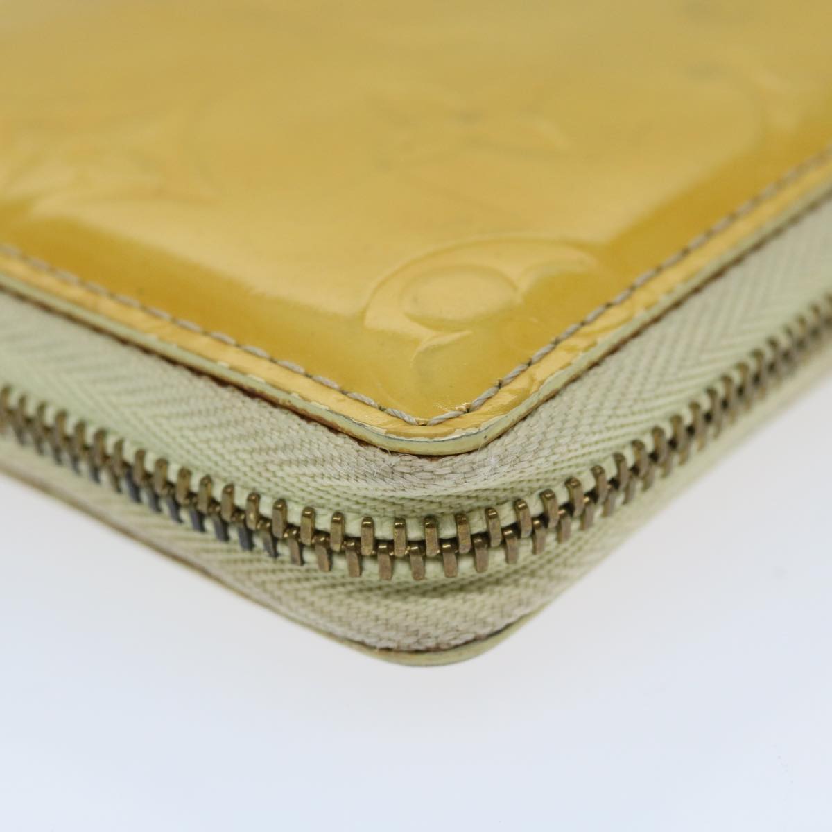 Louis Vuitton Vénus Beige Patent Leather Wallet