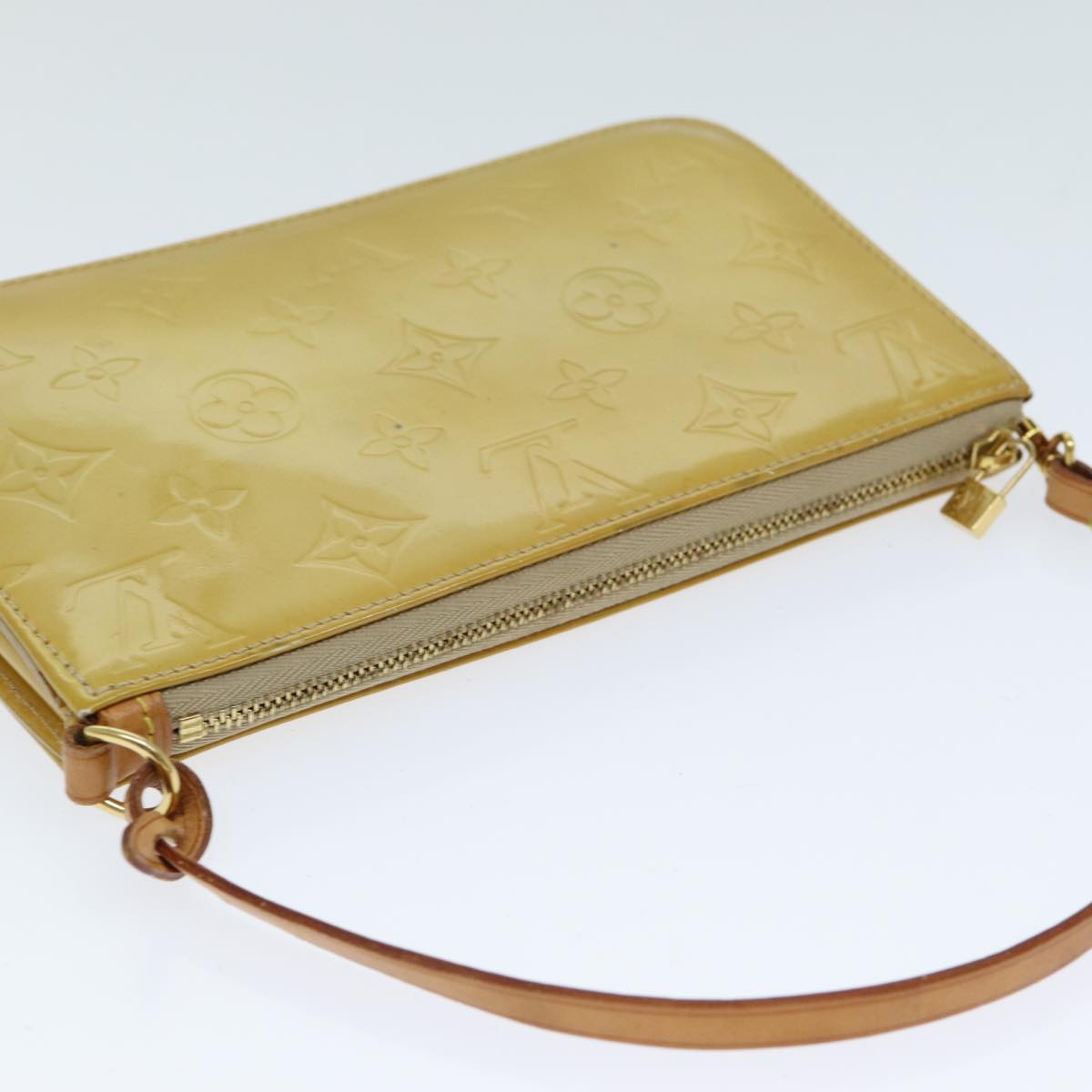 Louis Vuitton Lexington Beige Patent Leather Clutch Bag