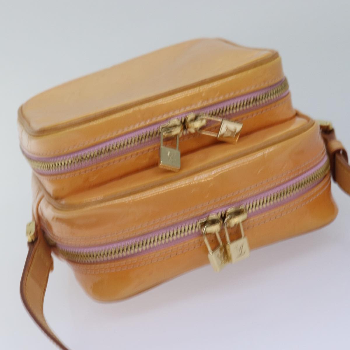 Louis Vuitton Wooster Beige Patent Leather Shoulder Bag