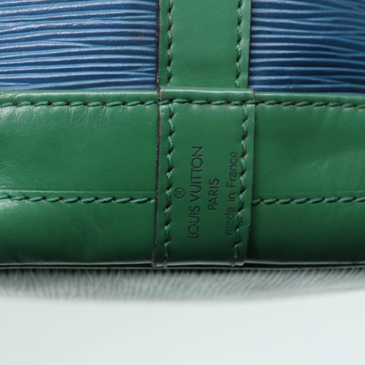 Louis Vuitton Noe Blue Leather Shoulder Bag