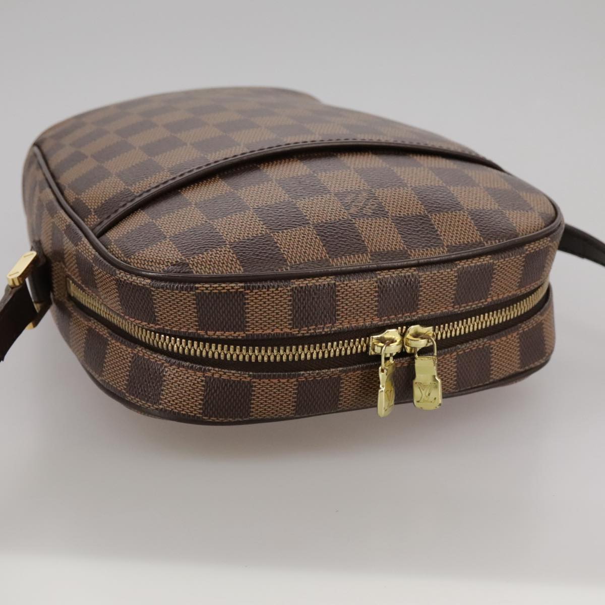 Louis Vuitton Ipanema Brown Canvas Shoulder Bag