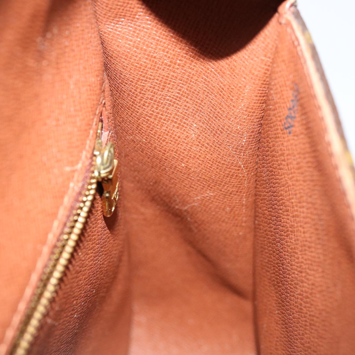 Louis Vuitton Saint Cloud Brown Canvas Shoulder Bag