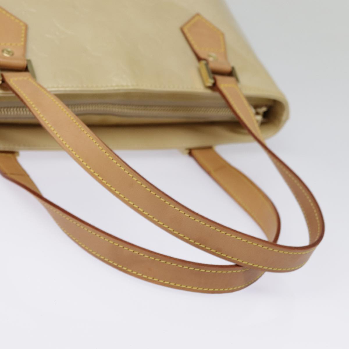 Louis Vuitton Houston Beige Patent Leather Handbag