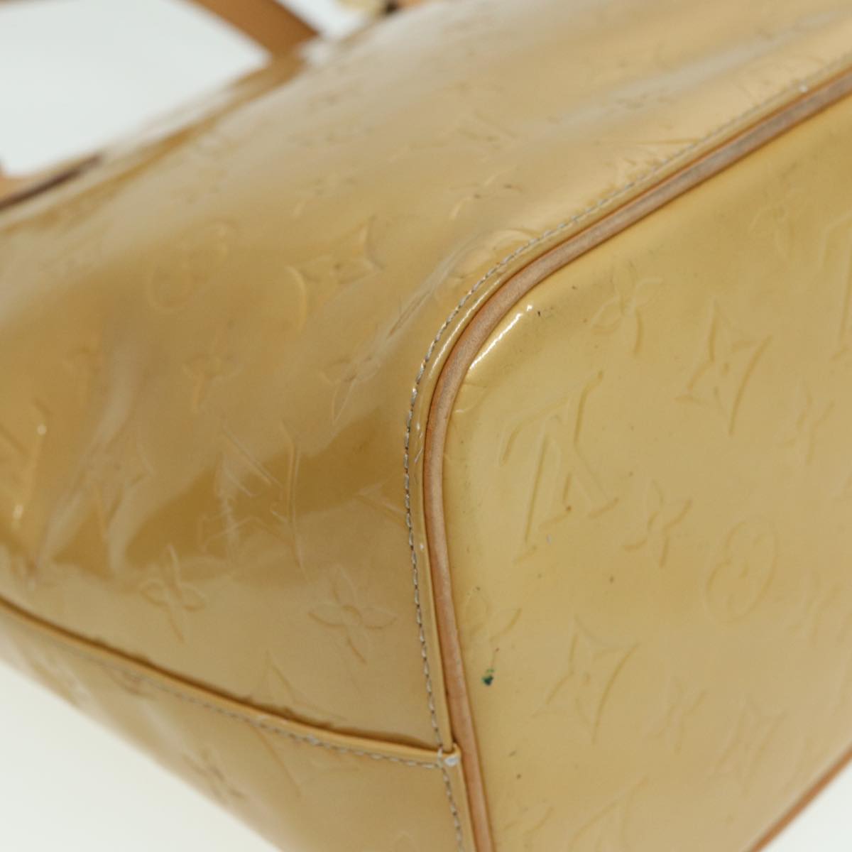 Louis Vuitton Houston Beige Patent Leather Handbag