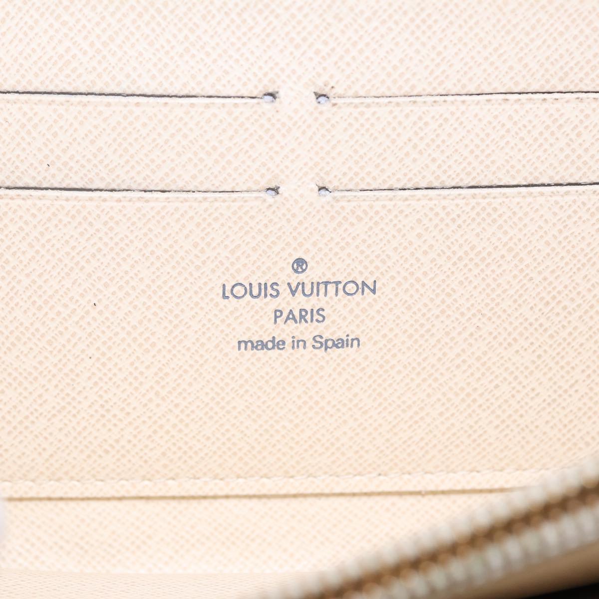 Louis Vuitton Portefeuille Zippy White Canvas Wallet