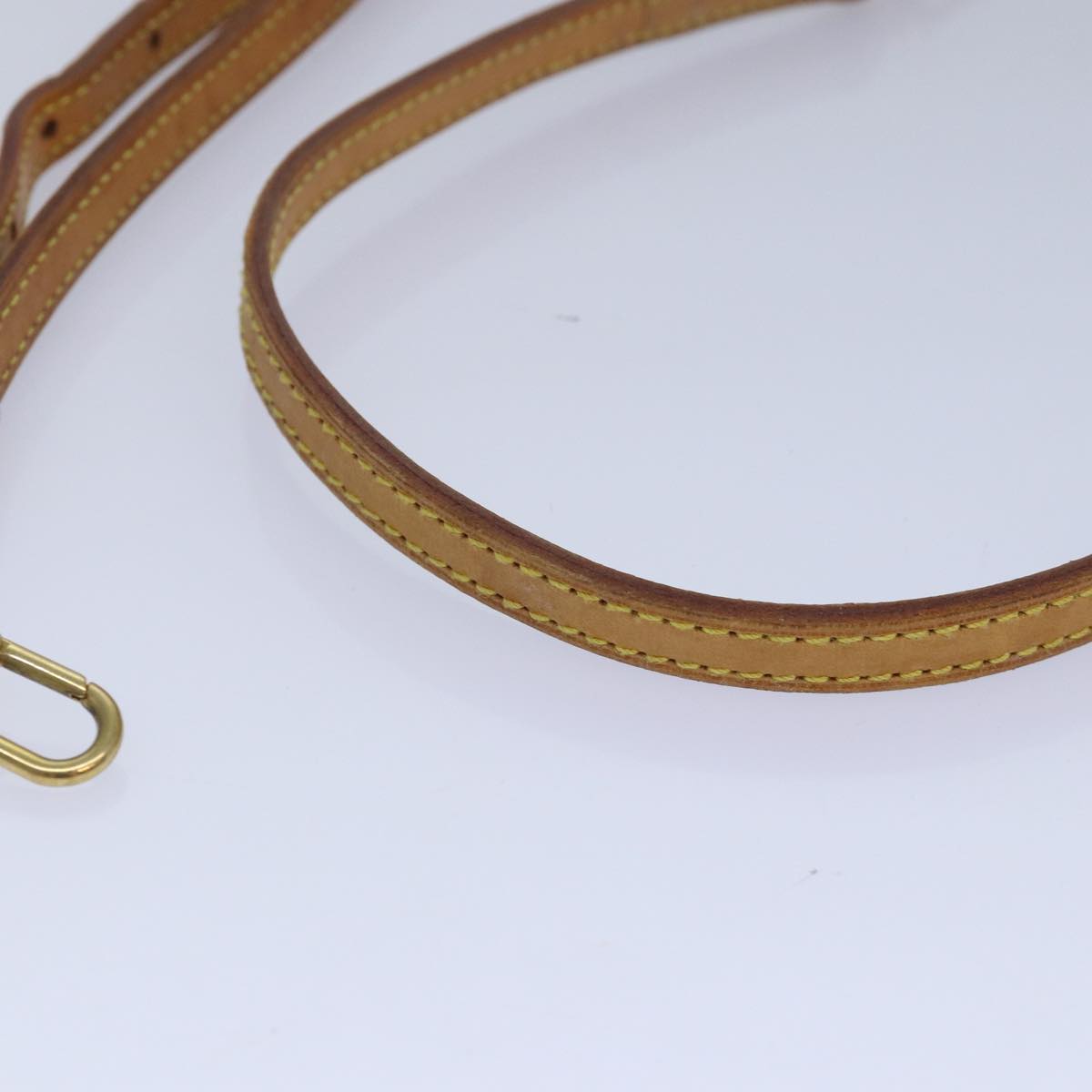 Louis Vuitton Shoulder Strap Beige Leather Bag Jewelry