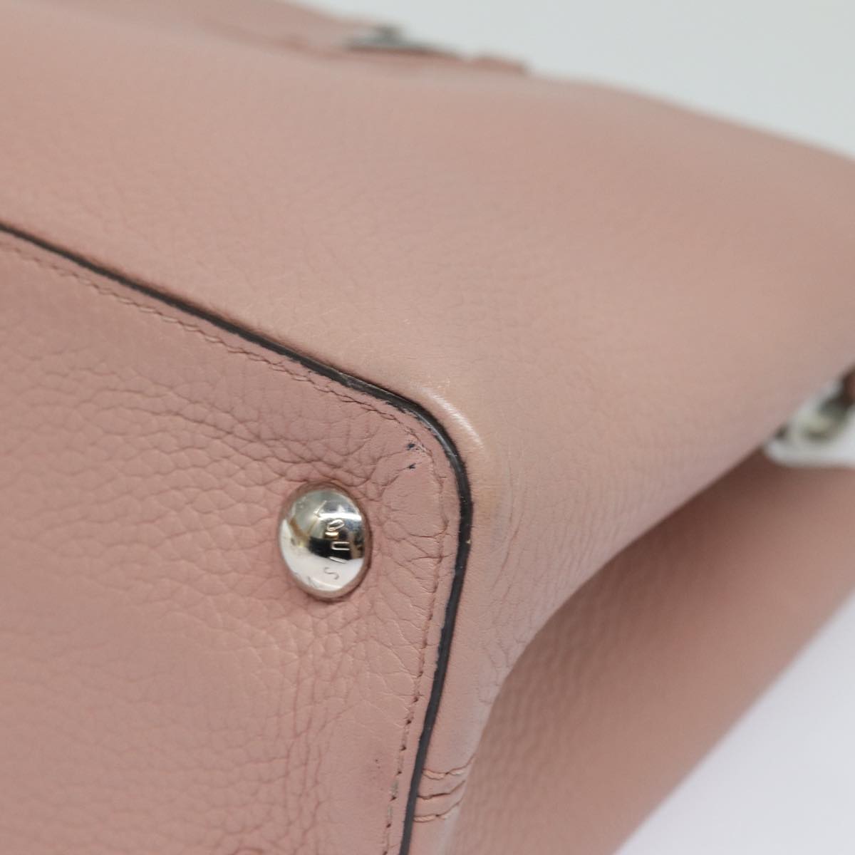 Louis Vuitton Capucines Pink Leather Handbag