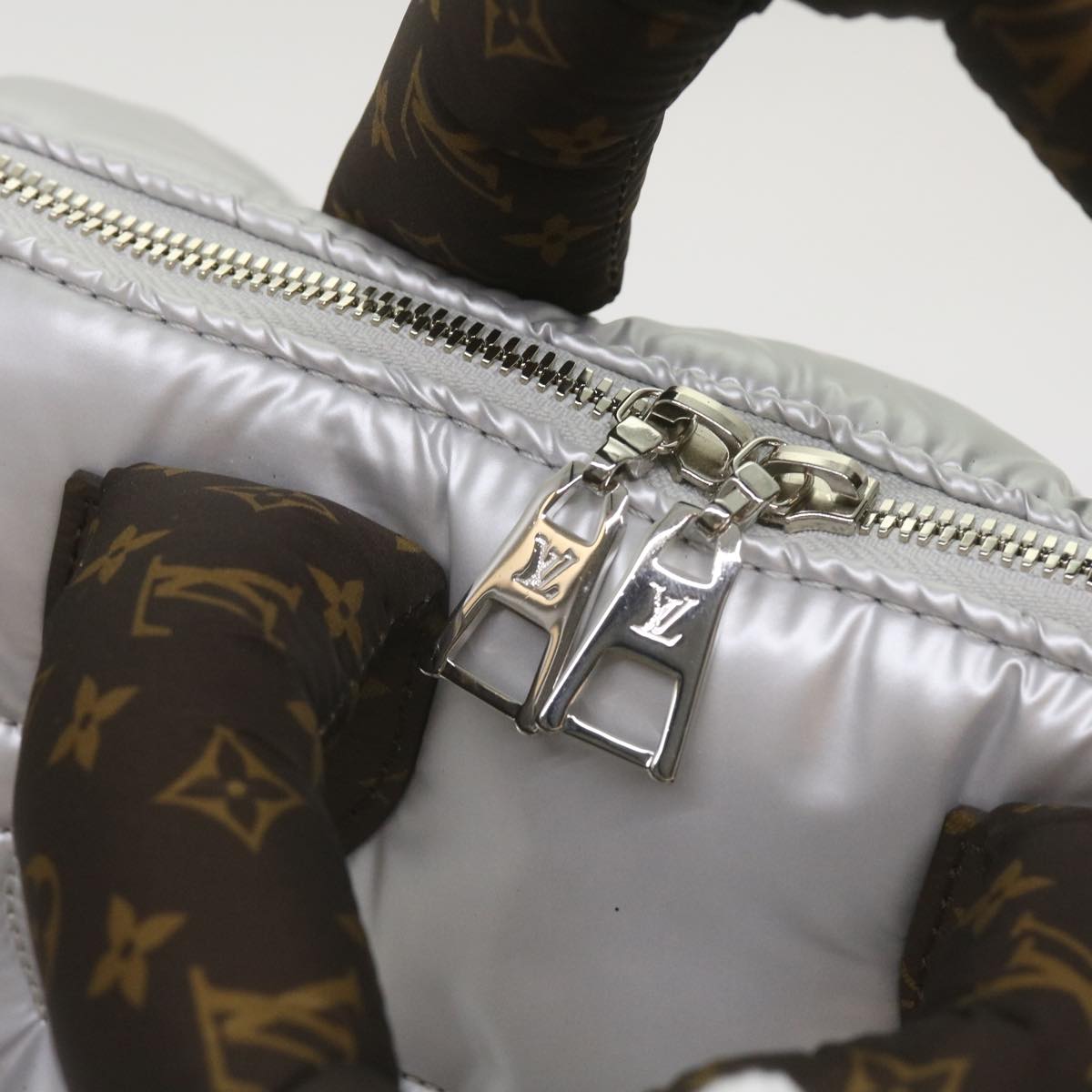 Louis Vuitton Speedy Bandoulière 25 Silver Synthetic Handbag