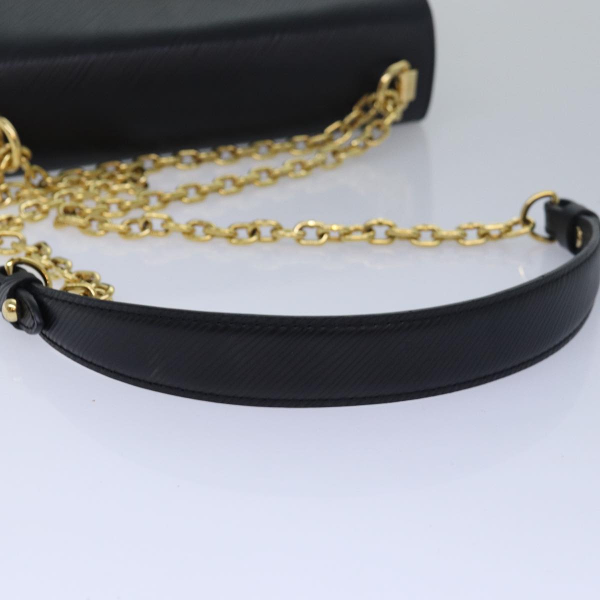 Louis Vuitton Twist Black Leather Shoulder Bag
