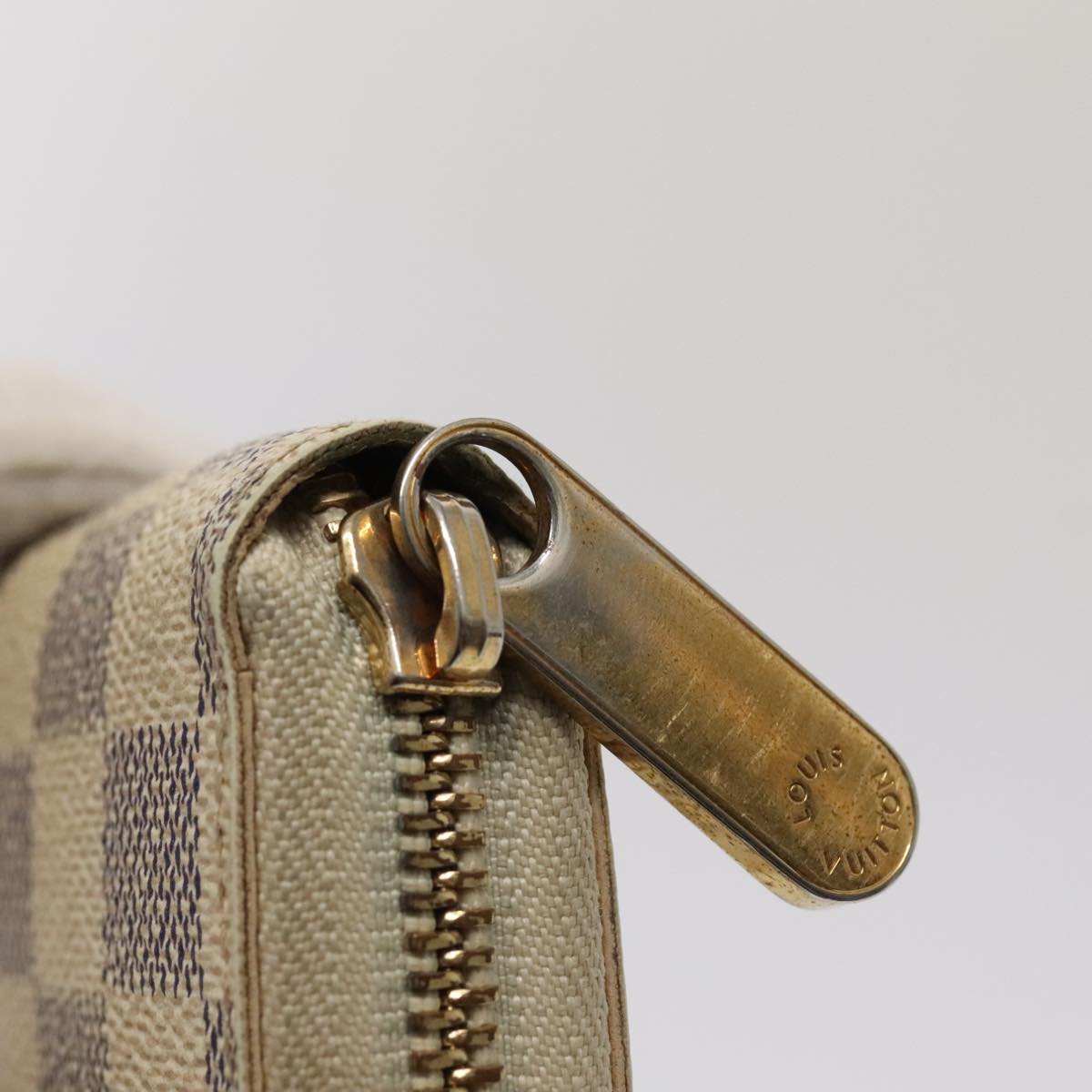 Louis Vuitton Zippy Wallet White Canvas Wallet