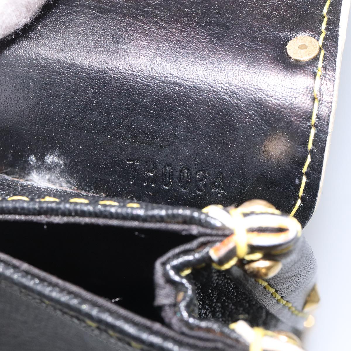 Louis Vuitton Suhali Black Leather Shoulder Bag