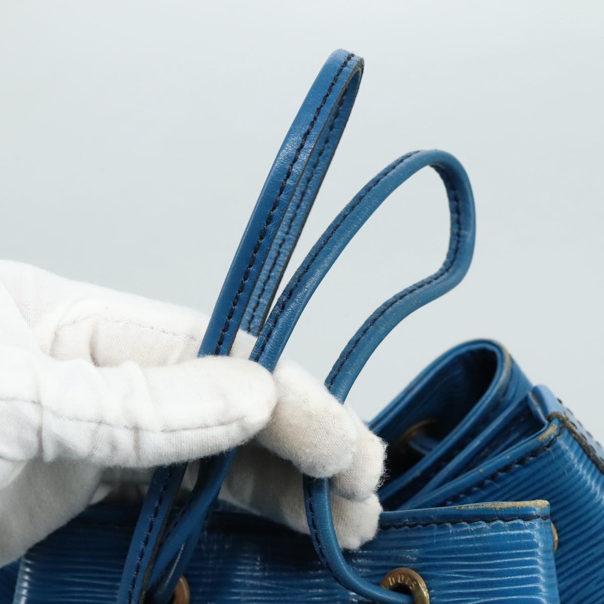 Louis Vuitton Noe Blue Leather Shoulder Bag