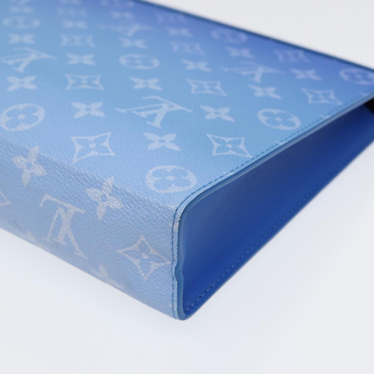 Louis Vuitton Pochette Voyage Blue Cloth Clutch Bag