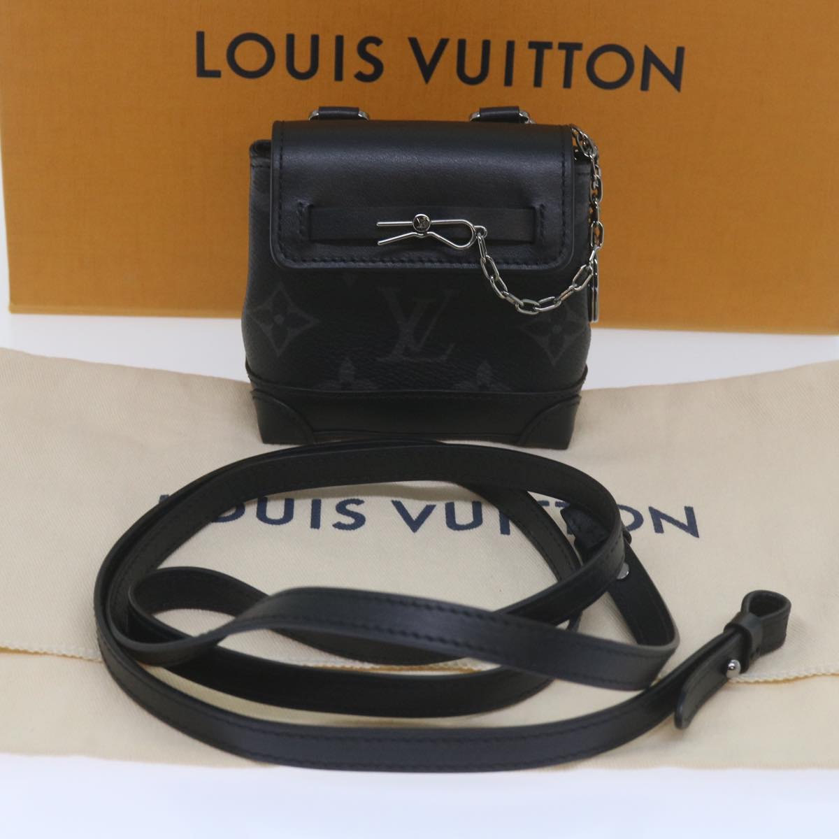 Louis Vuitton Steamer Black Canvas Clutch Bag