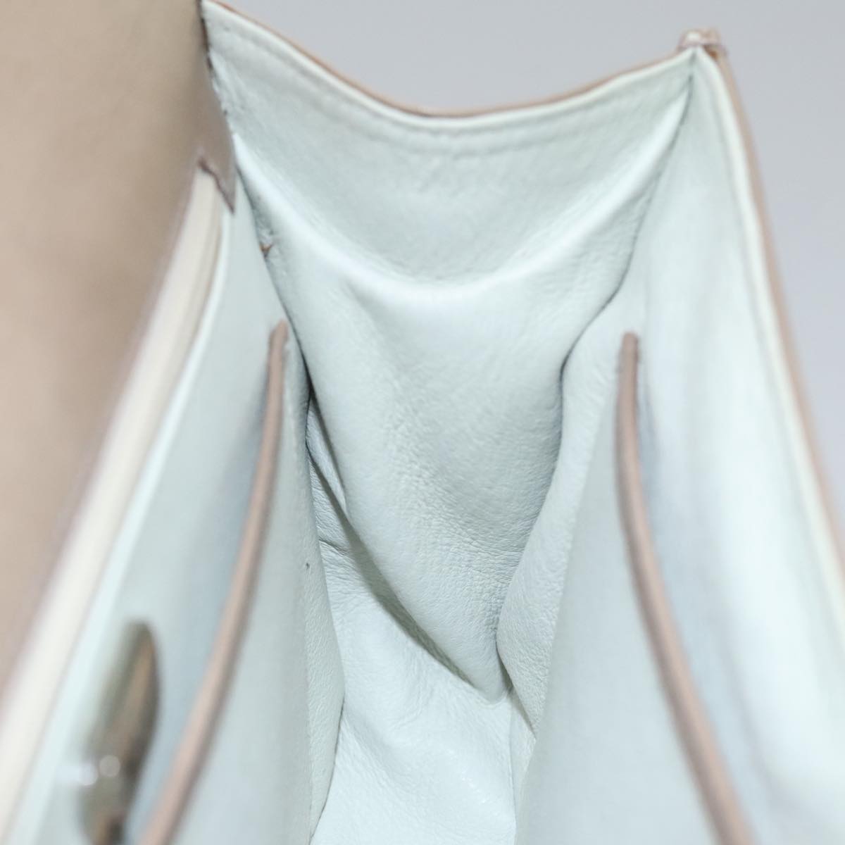 Gucci Beige Leather Handbag