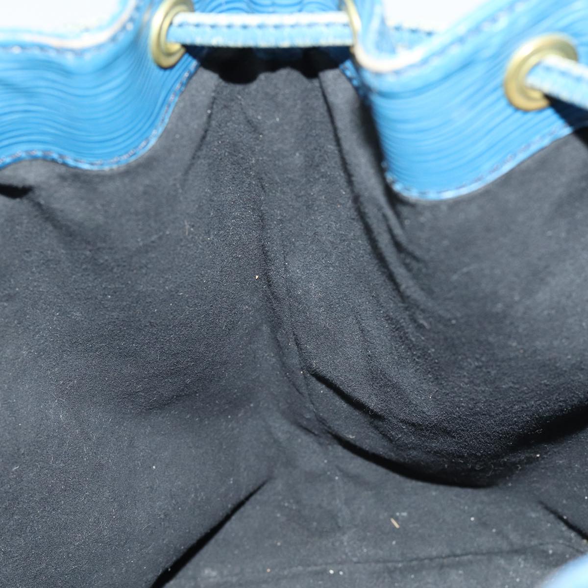 Louis Vuitton Noe Blue Leather Shoulder Bag