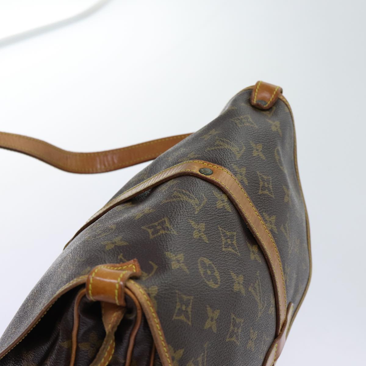 Louis Vuitton Saumur Brown Canvas Shoulder Bag