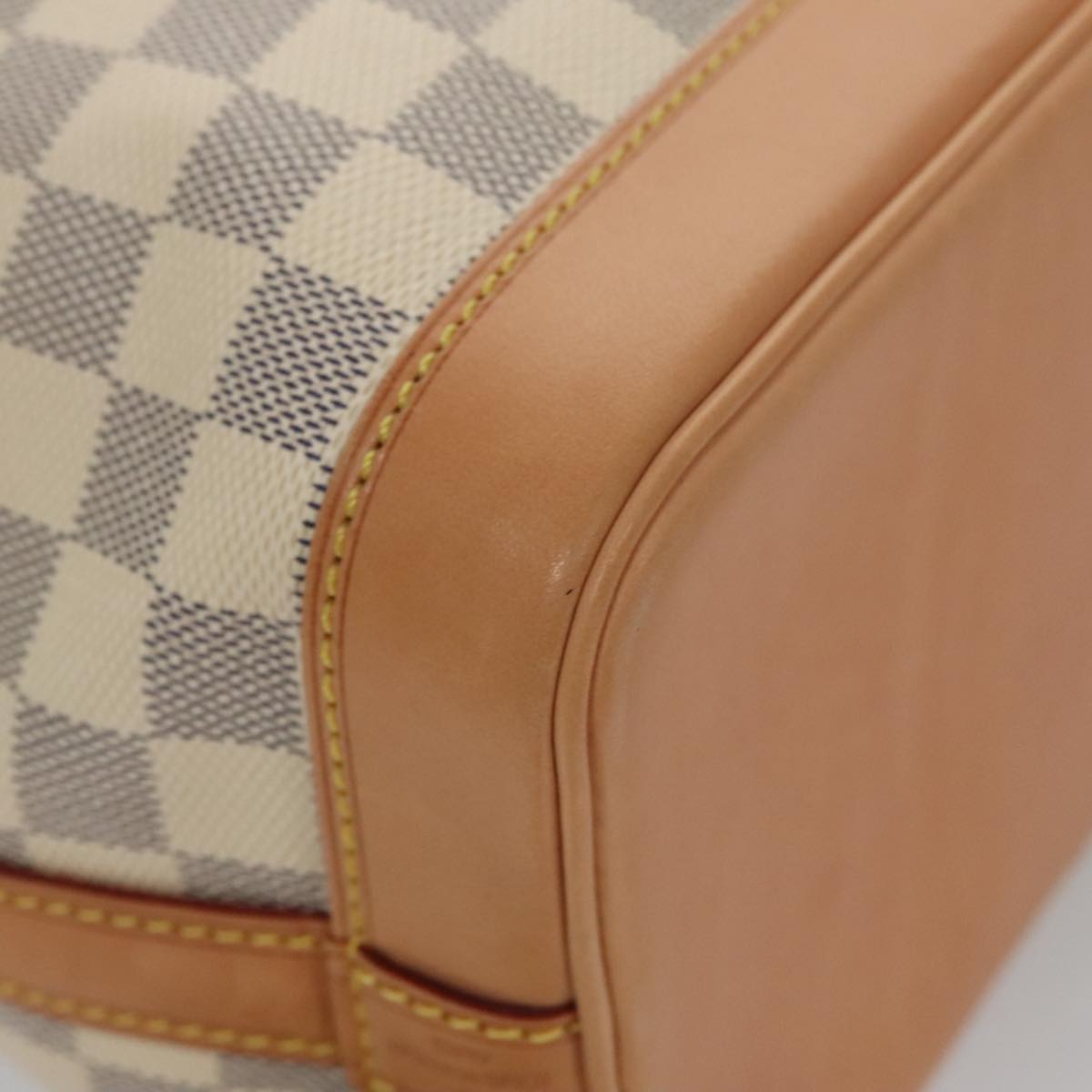 Louis Vuitton Noé Bb White Canvas Shoulder Bag