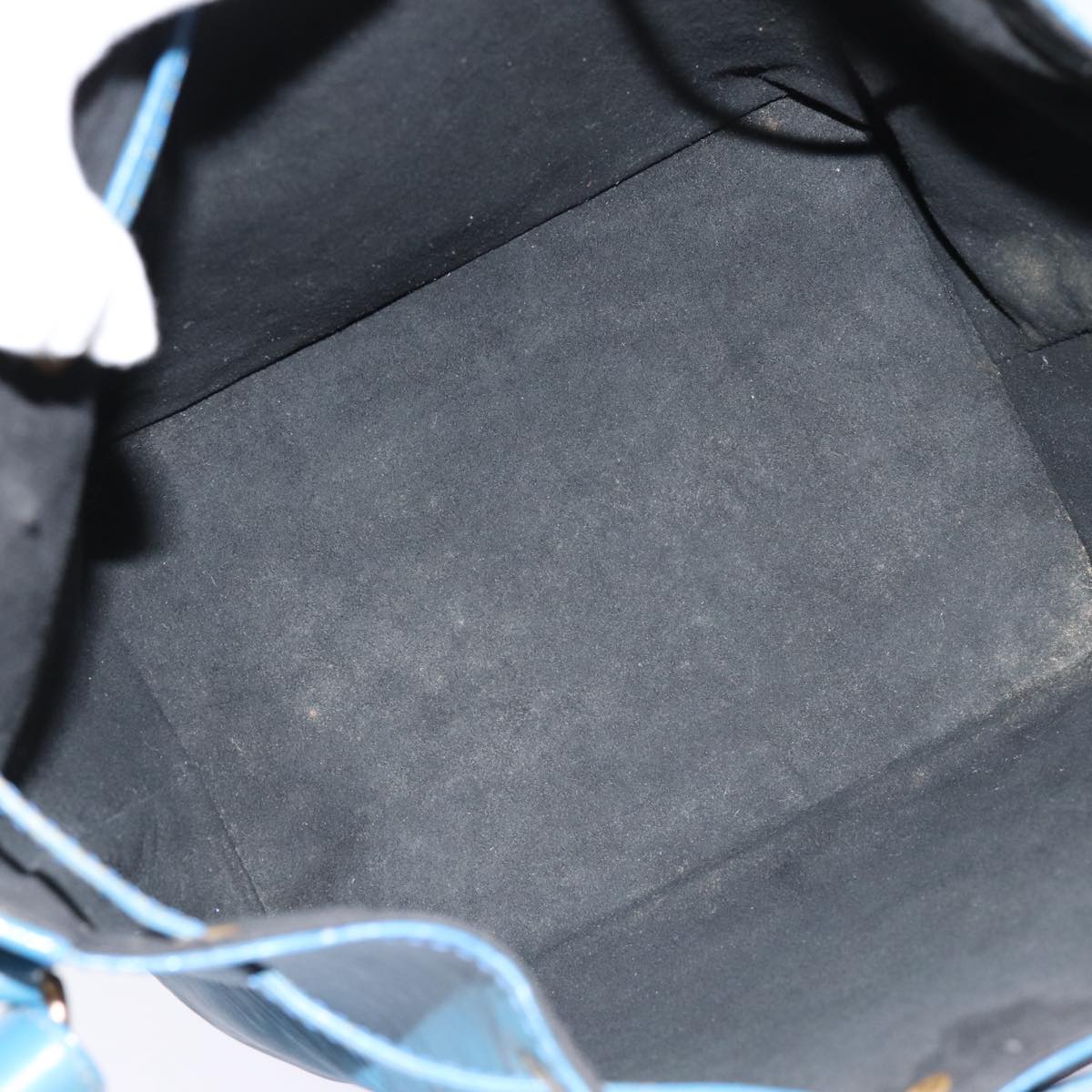 Louis Vuitton Noé Blue Leather Shoulder Bag