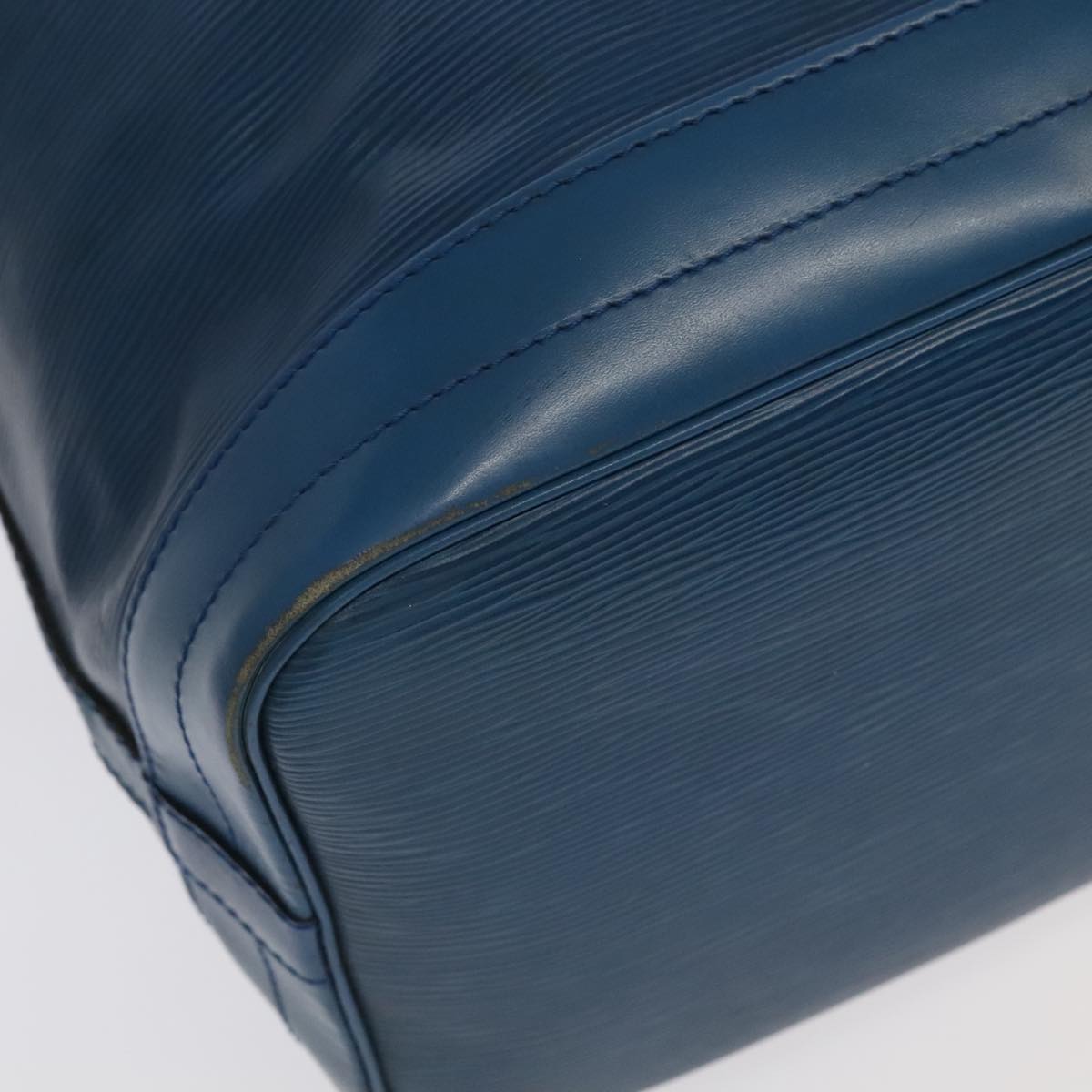 Louis Vuitton Noe Blue Leather Shoulder Bag